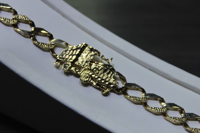 Bracelet avec camion - Image 2