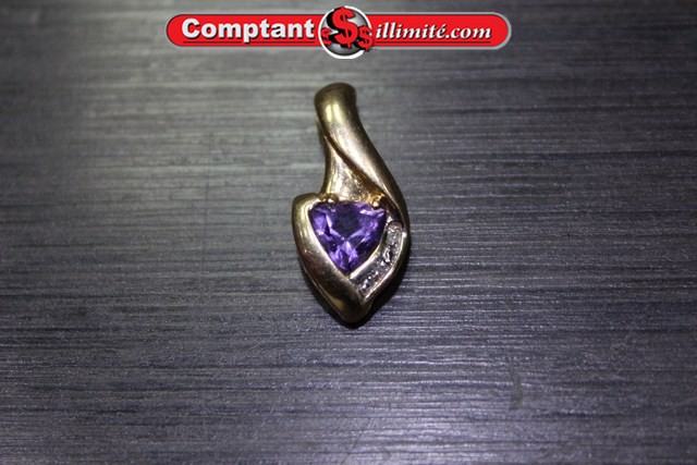 Breloque en coeur avec pierre bleue