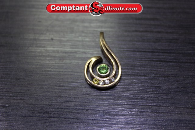 Breloque en J avec diamants et pierre verte