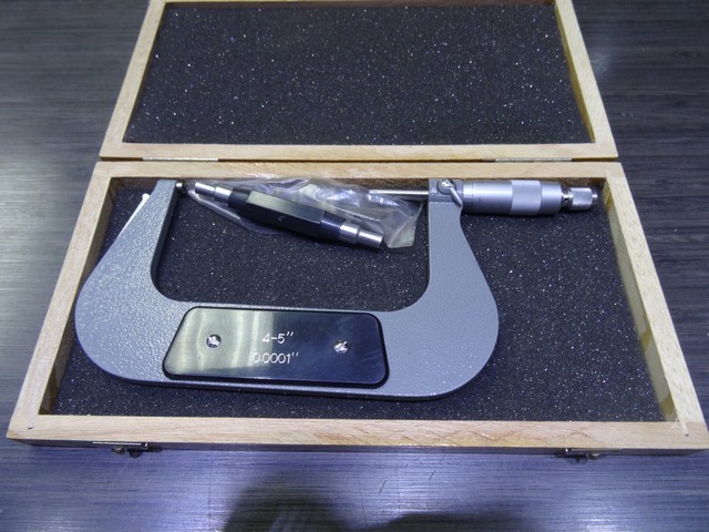 MICROMETRE 4-5 po