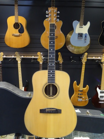 GUITARE ACOUSTIQUE