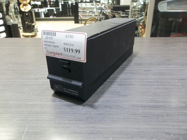 Convertiseur analogue digital