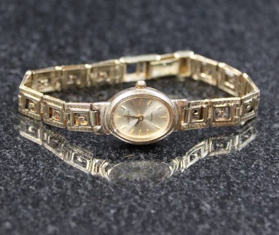 Montre de Qualité 15