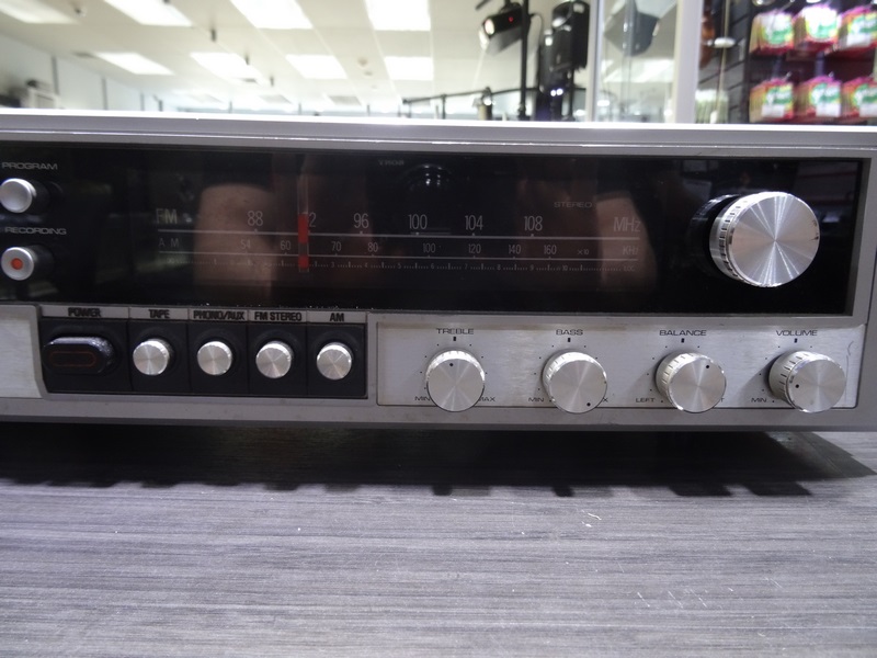 Amplificateur Récepteur (tuner) 8 track enregistreur integré - Image 3