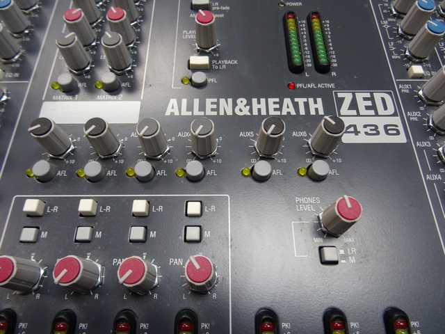 Console 32 entrees - Image 2