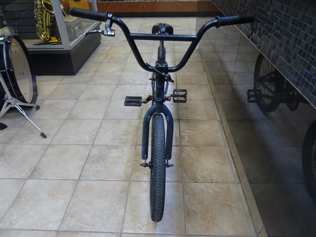 Velo BMX (pas de frein) - Image 4