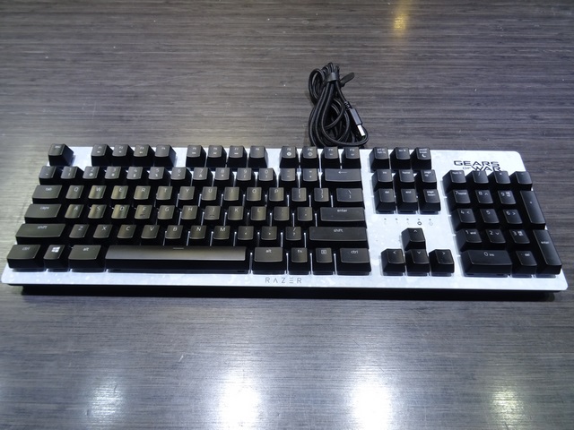 CLAVIER FILAIRE GEARS OF WAR