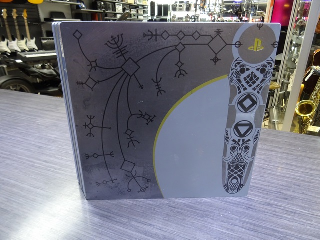 Console PS4 pro God of War 1 to + acc - Image 3