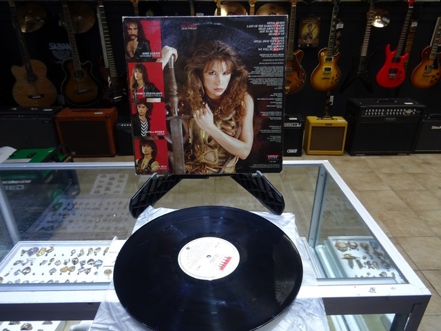 Lee Aron metal queen - Image 3