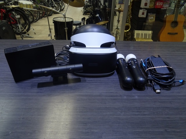Casque PSVR PS4 + Motion controller + Accessoires