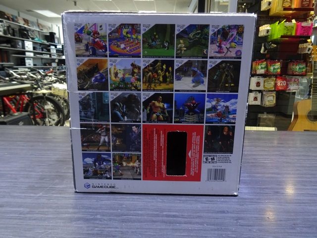 Console Nintendo Gamecube Platine + acc (comprend boite et carte memoire) - Image 4