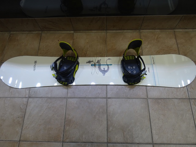 Planche a Neige 157cm + Fix