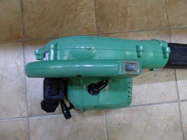 souffleur a feuille au gaz - Image 3