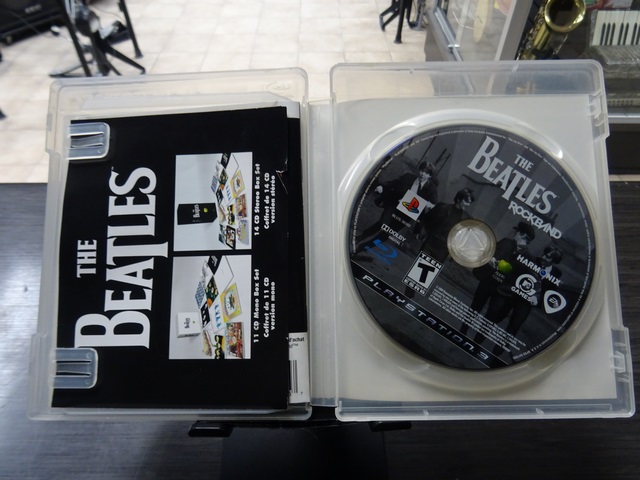 Basse + dongle + jeu The Beatles Rockband - Image 3
