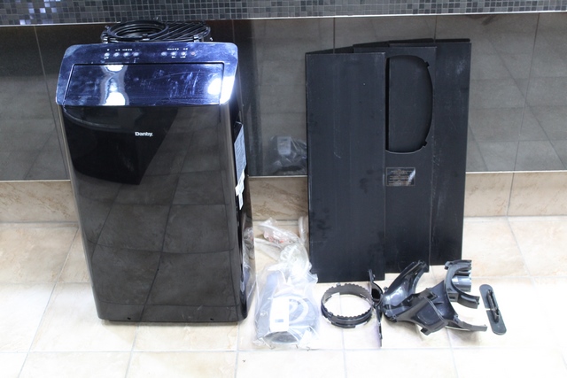 14 000 BTU Air climatisé mural + acc + tc