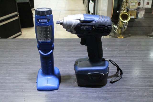 clée a choc ( Impact) + lumiere 14.4 volt batterie défectueuse - Image 2