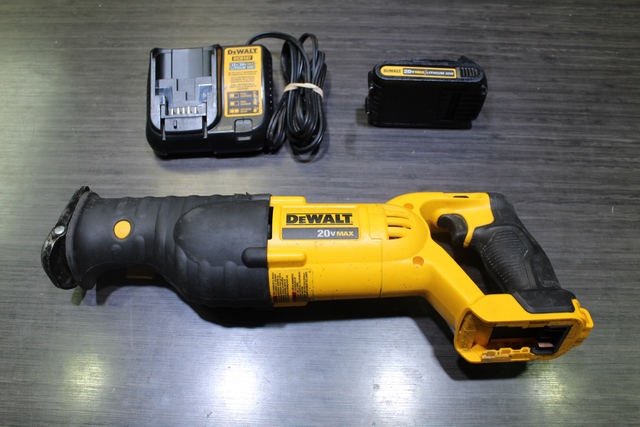 Scie va et vient (sawzall) + batterie 20V + chargeur