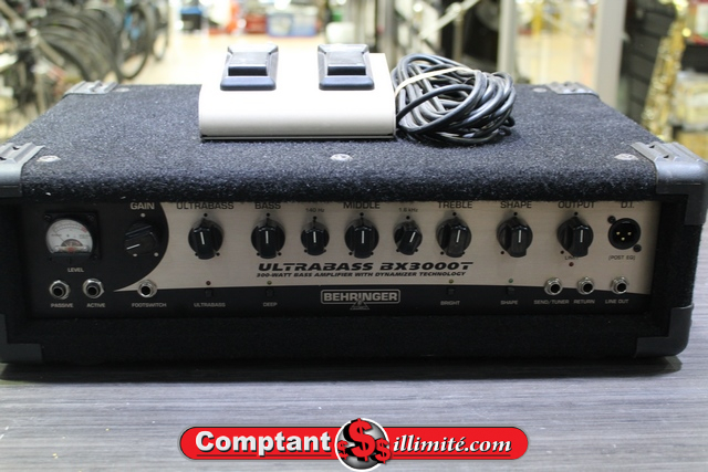(300 Watts) Amplificateur de Bass + Footswitch