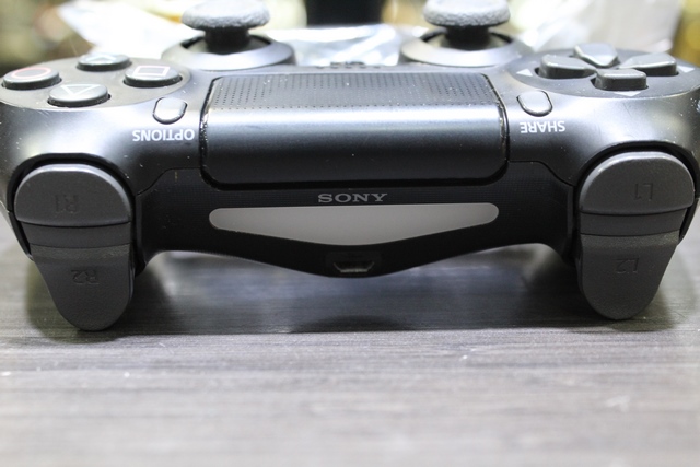 Manette PS4 Filaire (batterie ne charge pas) - Image 2