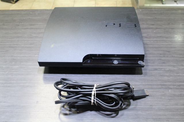 Console ps3 320 go + acc (sans manette)