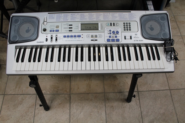 Clavier 61 touches + ac