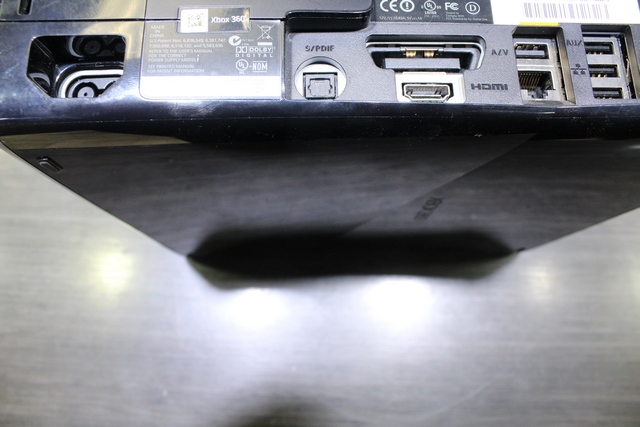 console xbox 360 250gb + acc (manette pas officielle) - Image 3