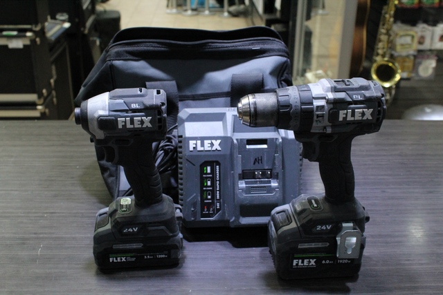 Ensemble Perceuse et impact +sac + 2 batt