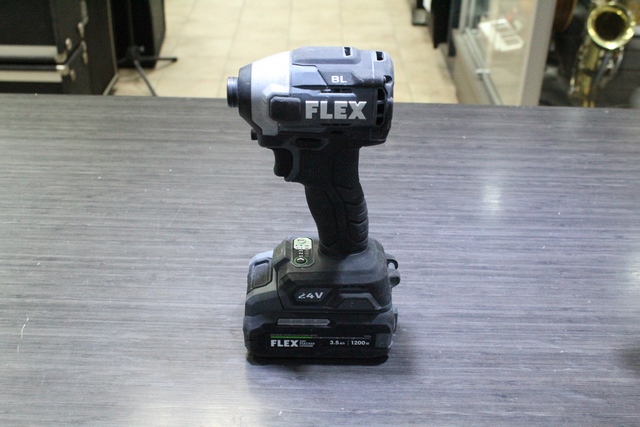 Ensemble Perceuse et impact +sac + 2 batt - Image 2