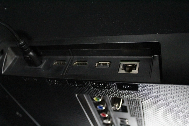 Téléviseur (TV) 32 po intelligente (smart) (2017) + tc - Image 3