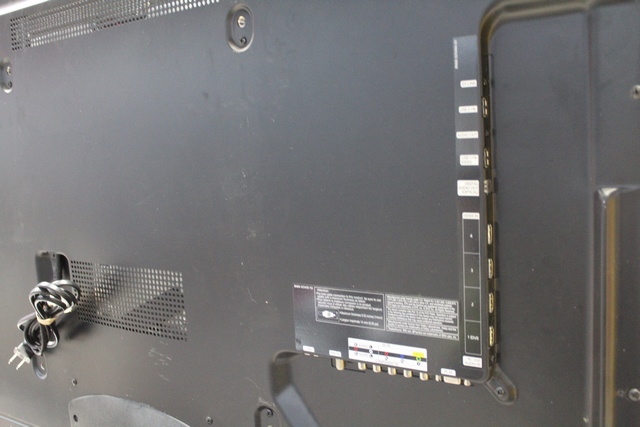 Téléviseur (TV) 46 po (2010) + no tc - Image 2