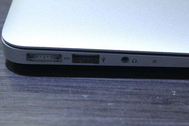 MacBook air (2013-2014) - Image 3