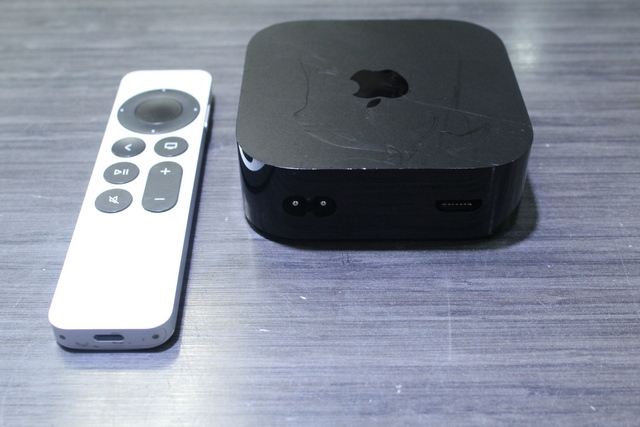 Apple TV 4eme gen + tc - Image 2