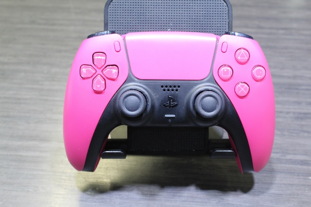 Console PS5 1ere gen 875go lectteur cd + Couvercle blanc + 2 To + acc - Image 4