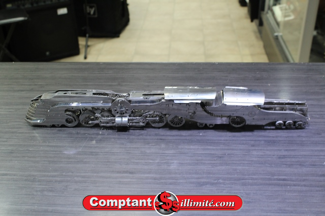 Modele de train en metal
