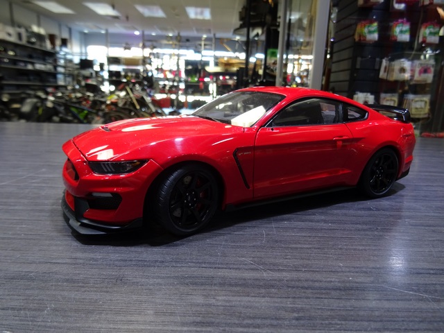 2017 Ford Mustang Shelby GT350 AutoArt 1:18