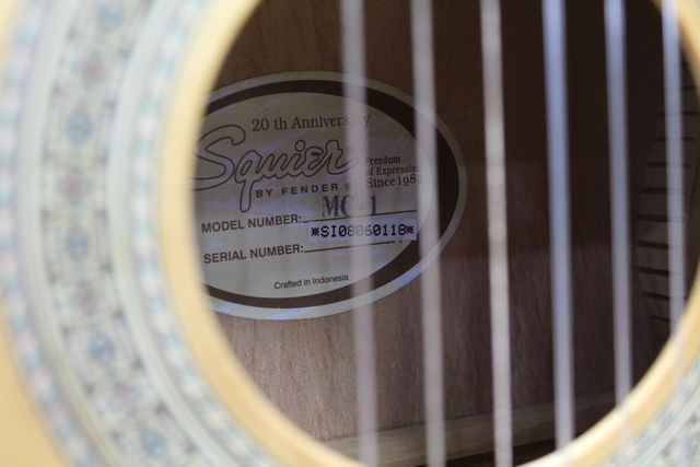 Guitare Classique 3/4 Squier MC1 mini - Image 2